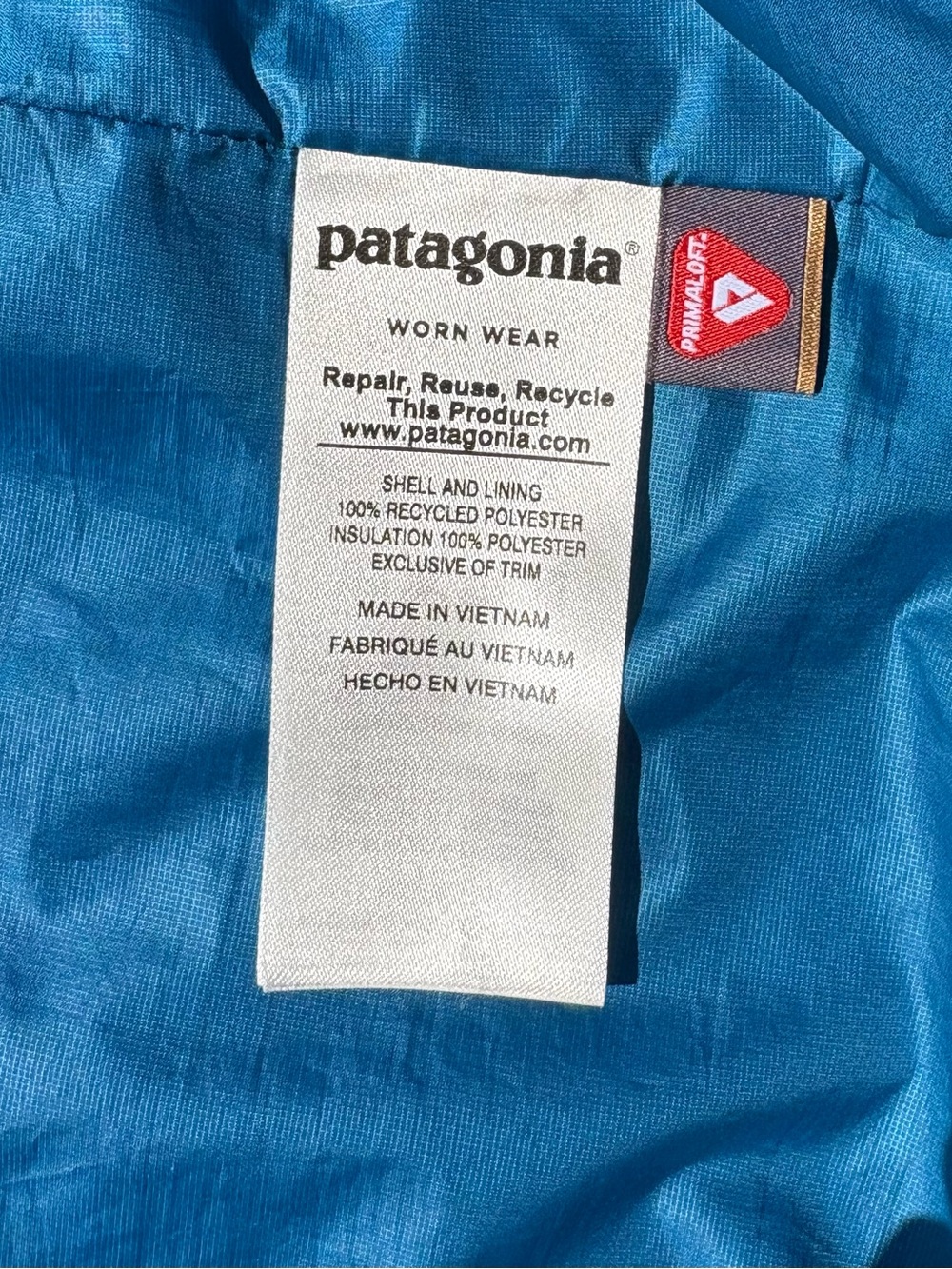 Patagonia Men's Lightweight Hooded Puffer Jacket - Picture 5 of 6